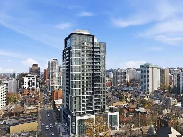 15 Queen St S #1114, Hamilton, ON L8P 3R4