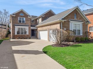 2023 Henley St, Glenview, IL 60025