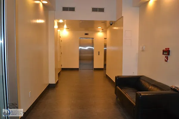 Rented by Metropolitan Property Group | media 48