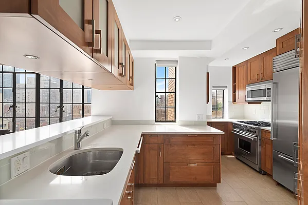 Sold by Compass | media 2