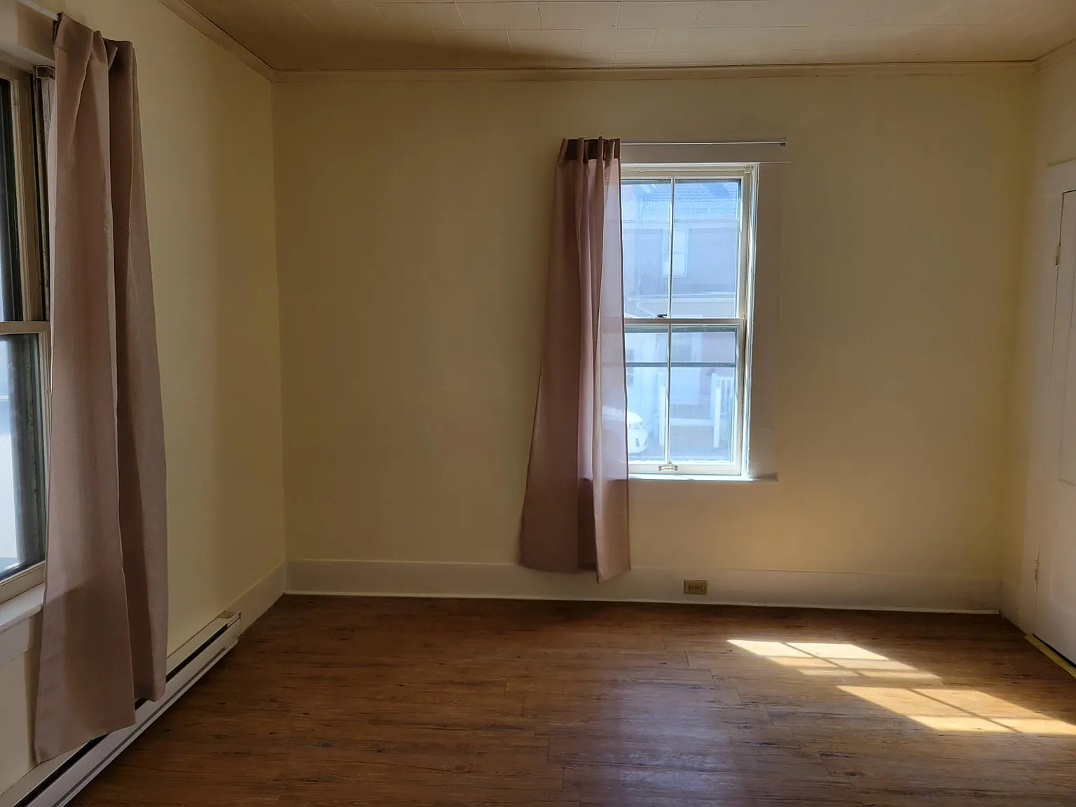 2 bed, 800 sqft, $1,750 — Photo 2