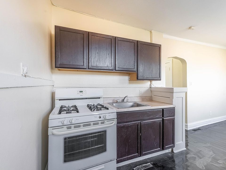 1st image of 1206 S 57th Ave APT 1S