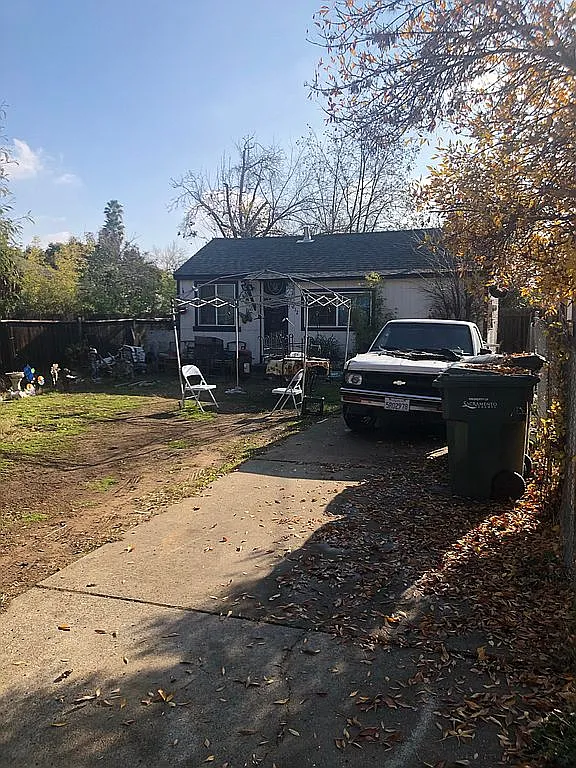 4212 16th Ave photo 1