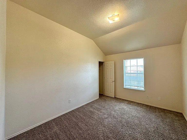 4201 Alleeta Dr — Photo 16