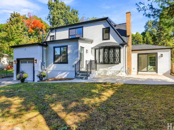 219 Western Ave, Highwood, IL 60040