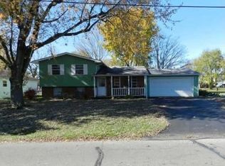 365 Smith Rd, Prairie, OH 43228
