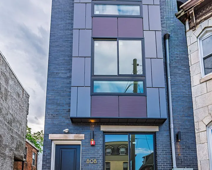 808 N Preston St — Photo 2