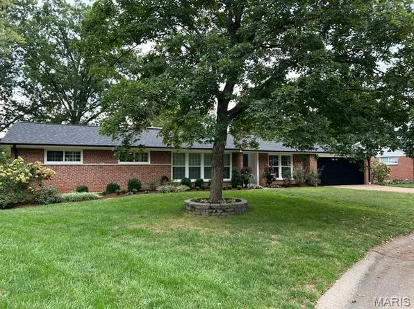 1517 Rue Renee, Saint Louis, MO 63122