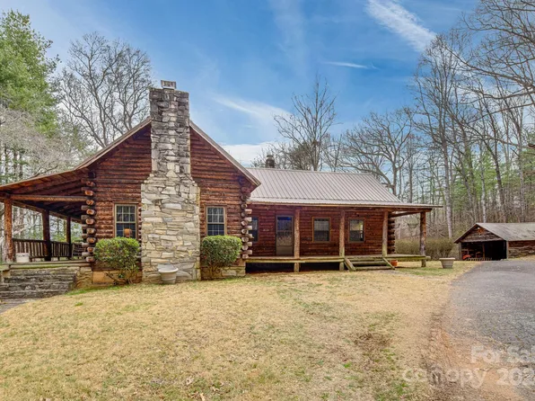 583 Sunny Dr, Waynesville, NC 28786