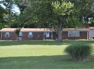 7832 Geswein Rd, Lanesville, IN 47136