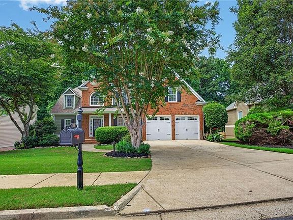 4th image of 108 Vine Creek Pl