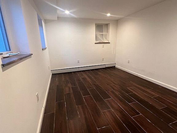 4th image of 361 Bergen Ave #2
