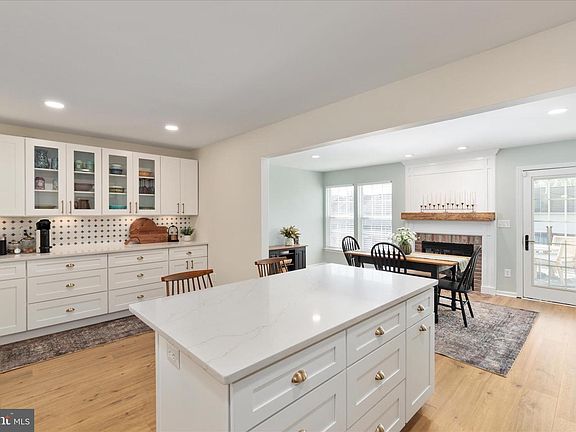 5th image of 4532 Papillion Ct
