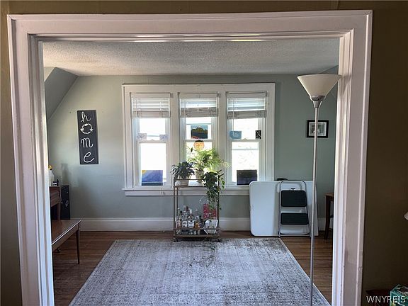 3rd image of 312 Sterling Ave