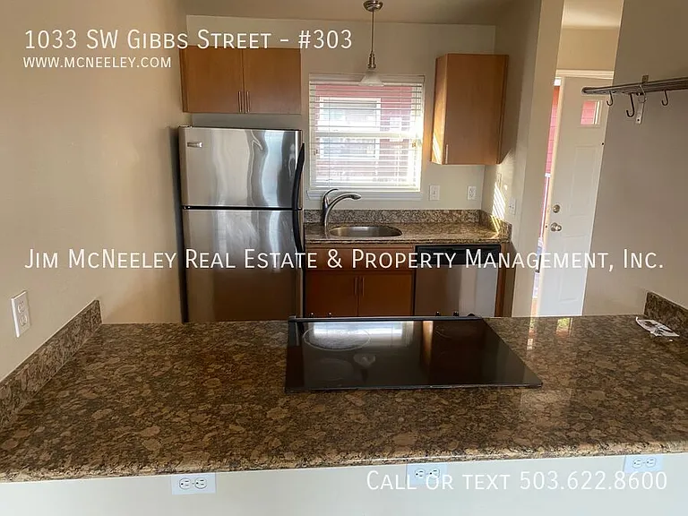 1033 SW Gibbs St #303 — Photo 5
