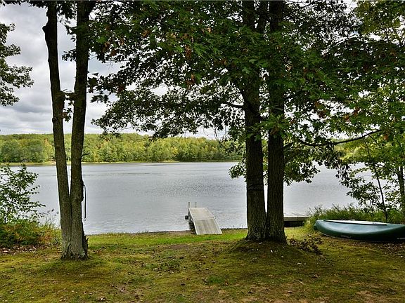 3rd image of 4104 Oak Lake Dr