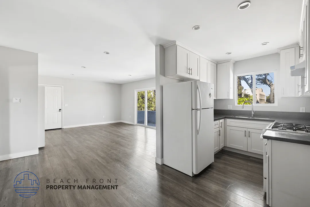 4603 W. 118th St — Photo 1
