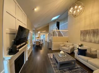 6635 Fireside Ct #1, West Bloomfield, MI 48322