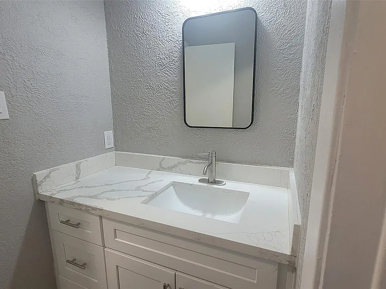 22131 Pearl Lake Dr — Photo 24
