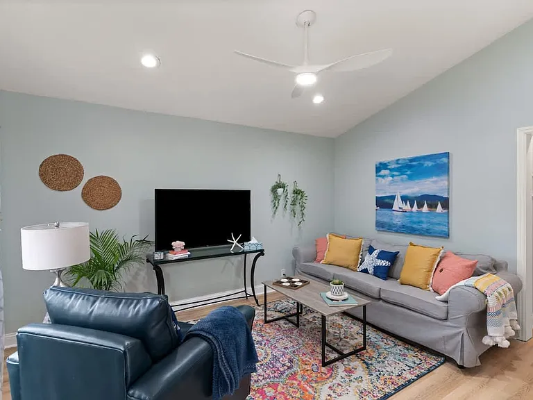 1105 Grant St — Photo 13