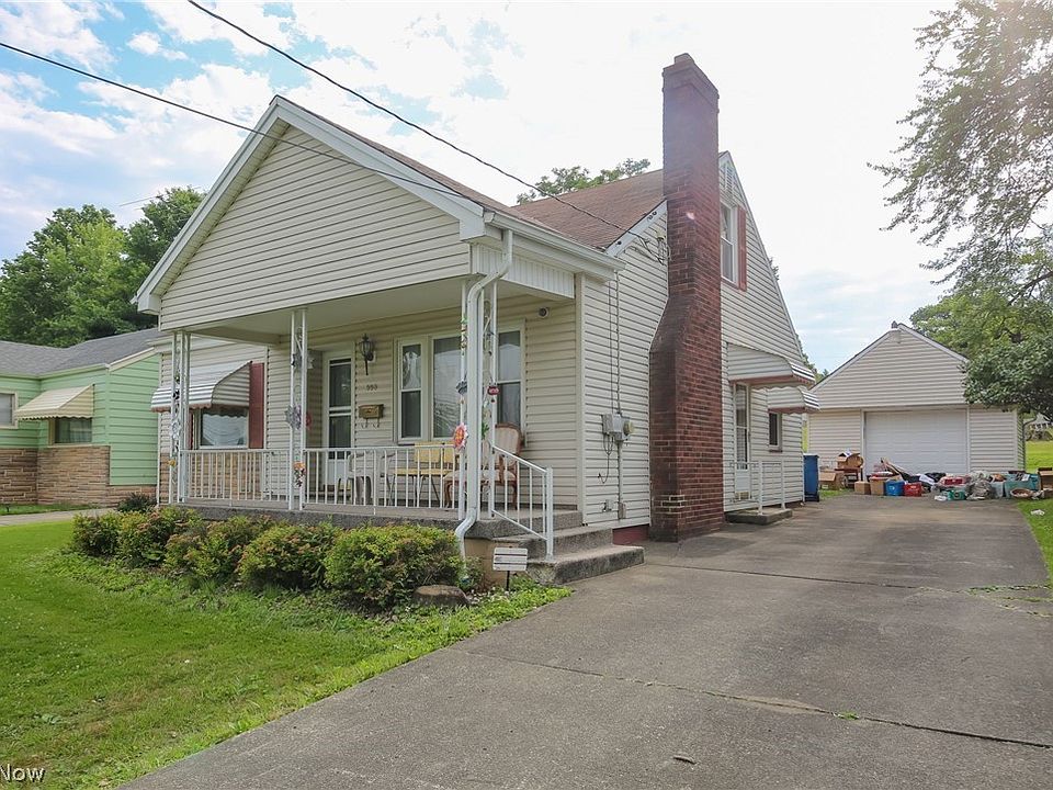1st image of 555 6th St