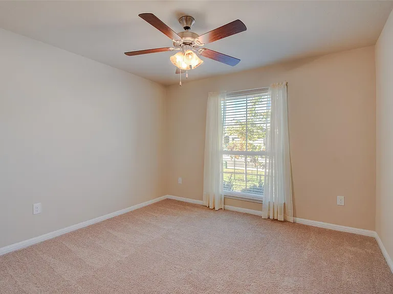 209 Moulins Ln — Photo 25
