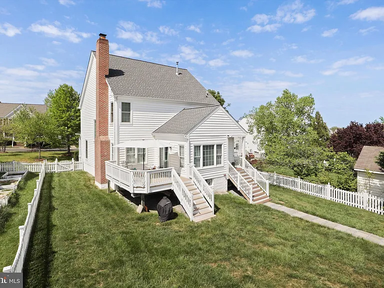 42903 Redfield St — Photo 52