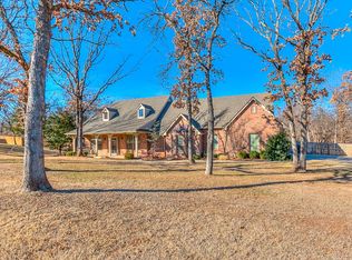1755 Hunters Path, Edmond, OK 73034