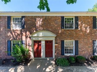 62 Menlo Park Dr, Akron, OH 44313
