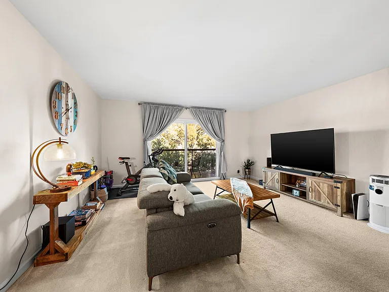 460 N Civic Dr #403 — Photo 27