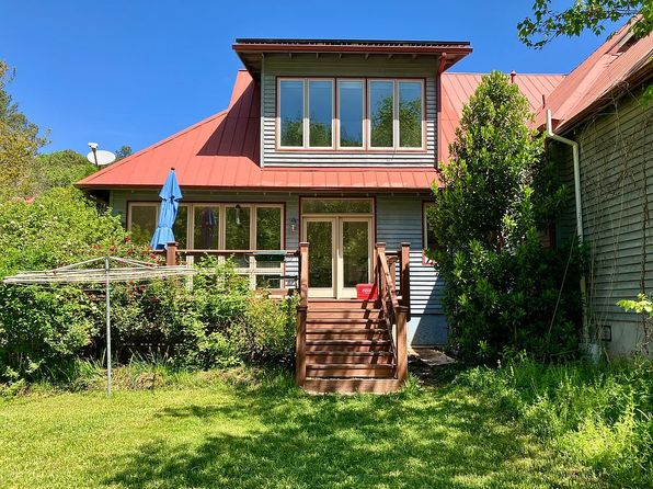 122 Circadian Way