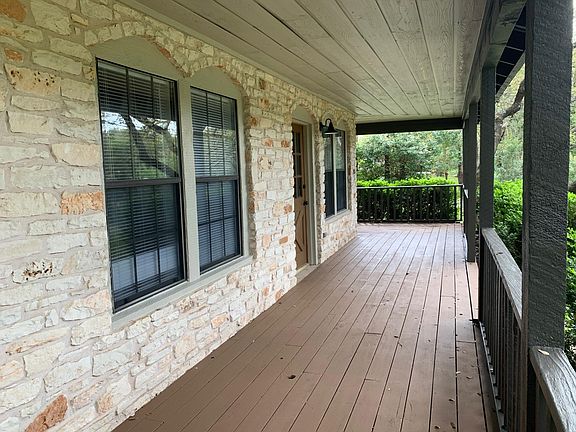 2nd image of 303 N Laurelwood Dr