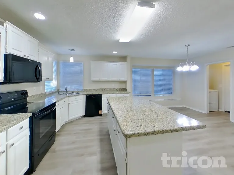8234 Cooks Point — Photo 6