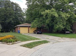 4004 Pickfair Rd, Springfield, IL 62703