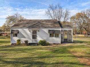 317 Grand Ave, Muscle Shoals, AL 35661