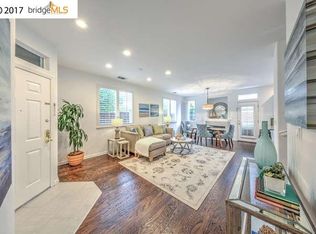 1 Egret Ct, Alameda, CA 94501