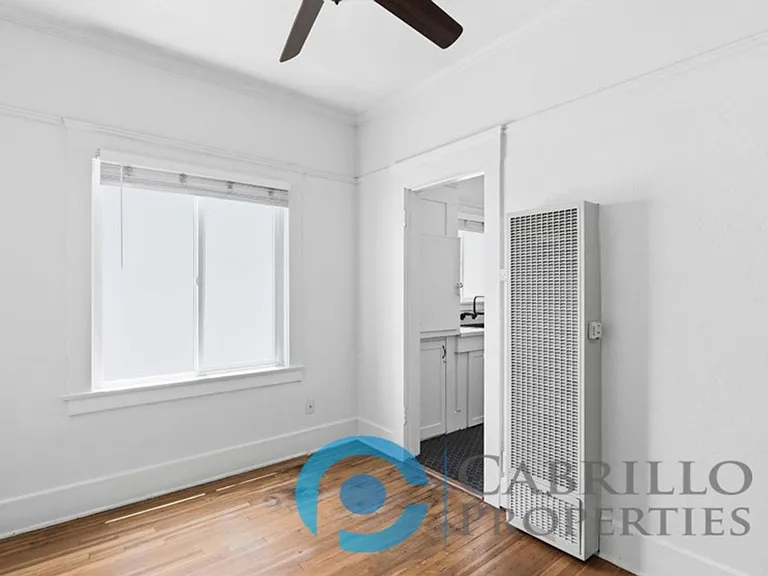 Casa Blanca Apartments — Photo 4