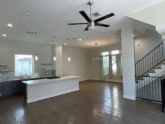 5th image of 5306 Eigel St