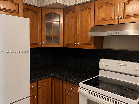 3rd image of 3210 NW 82nd St