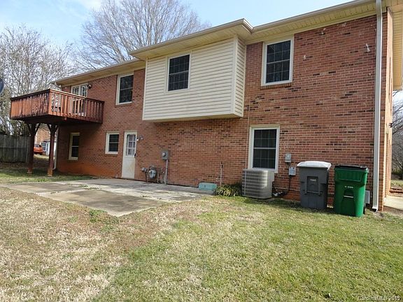 3rd image of 5717 Mallard Dr S