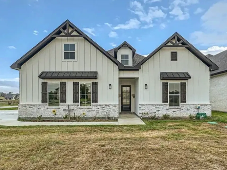 11609 Grandview Dr