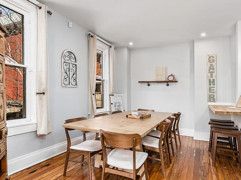 880 Harrison Ave — Photo 6