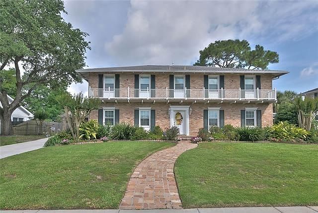 1621 Leon C Simon Dr, New Orleans, LA 70122 | Zillow