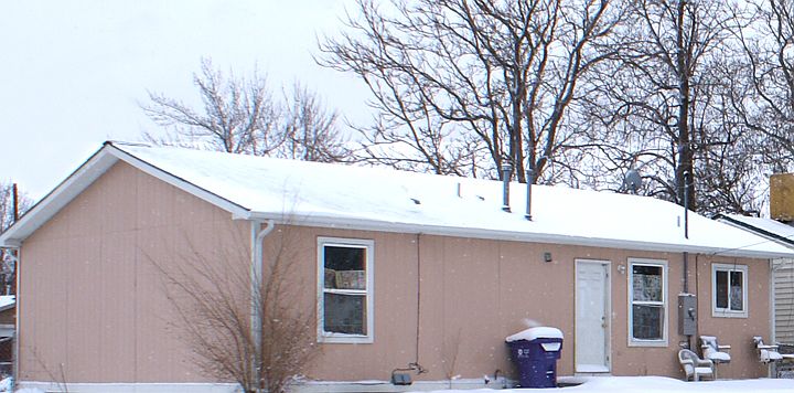 2nd image of 4385 Adams St