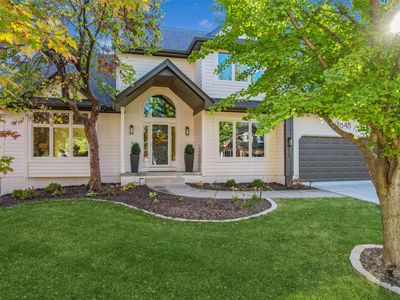 4848 Oakwood Ln, West Des Moines, IA, 50265