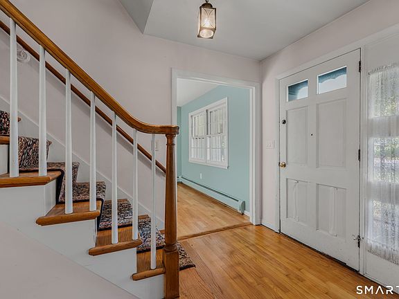 3rd image of 34 Green Briar Road