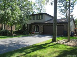 36 Obrien Dr, Lockport, NY 14094