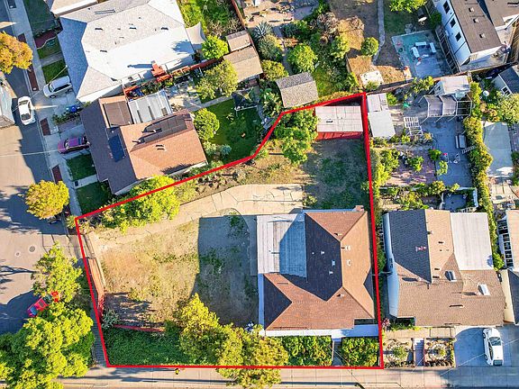 2nd image of 387 Tennyson Rd