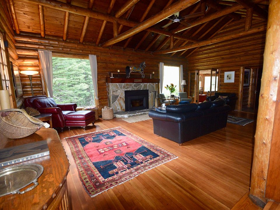Main living room with fireplace