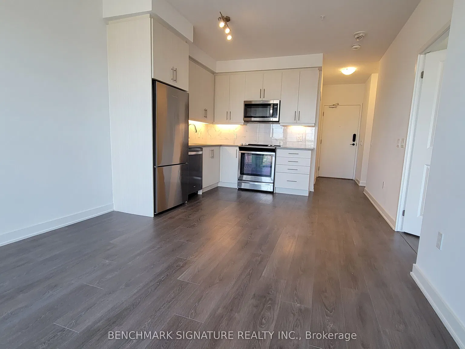 2 bed, $2,650 — Photo 4